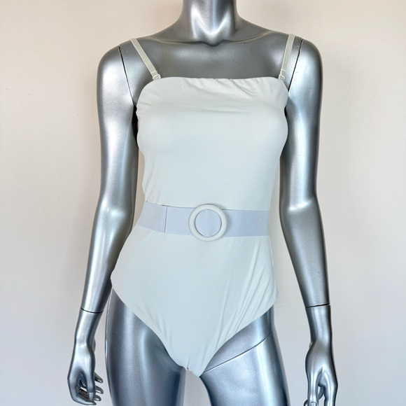 SKIMS Tops - SKIMS women bodysuit with belt size M